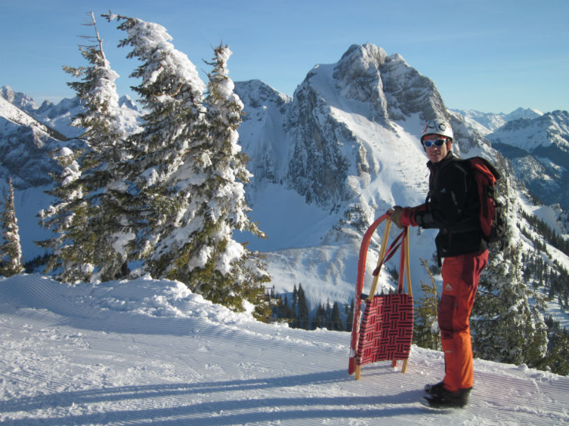 Auf dem Schlitten ins Tal, Foto: DAV/Manfred Scheuermann